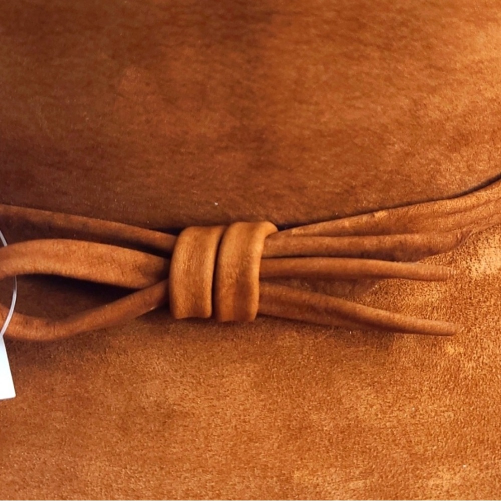 Classic Tan Women's Cowboy Hat - Picture 5 of 8